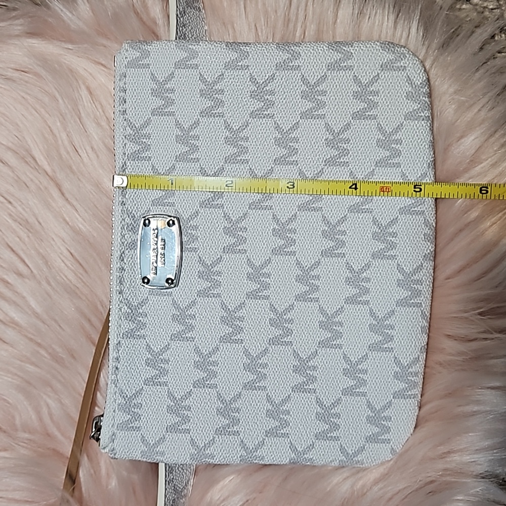 NWOT Michael kors Belt Wallet - Picture 7 of 8